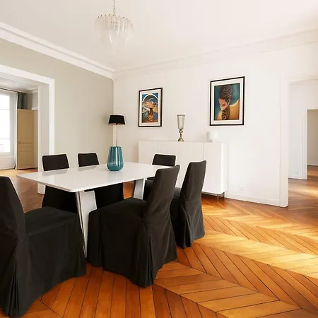 Luxurious In The Heart Of *